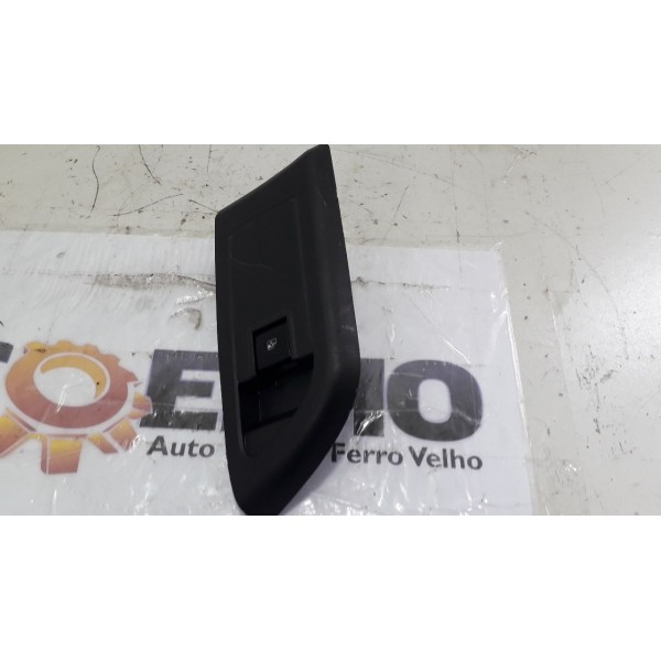 Botão Vidro Elétrico Dianteiro Direito Gm Onix-usado