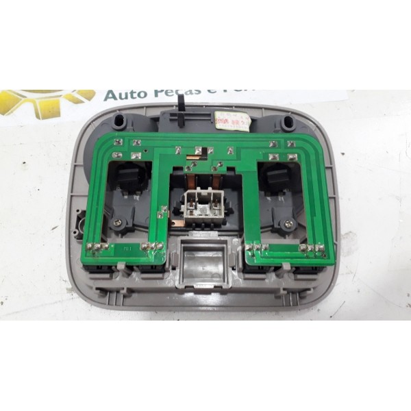 Luz Cortesia Do Teto Central Chery Cielo 1.6 - 2010