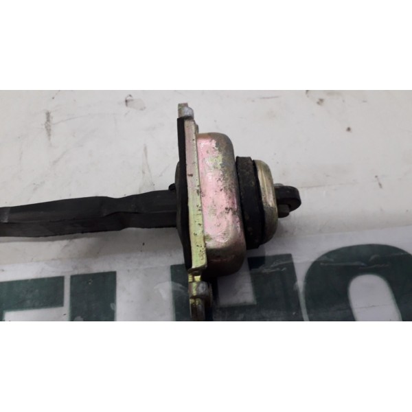 Limitador Porta Traseira Esquerda  Cielo 1.6 - 2010