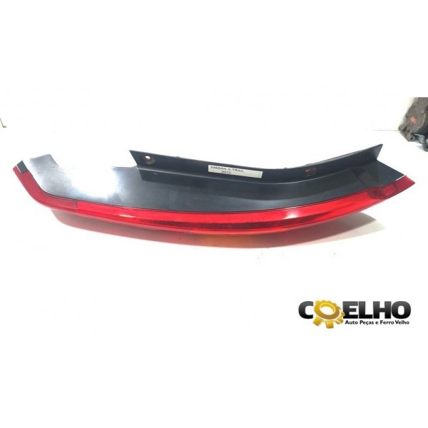 Lanterna Traseira Esquerda Nissan X-trail 2012 (1029) Esquerdo Vermelho