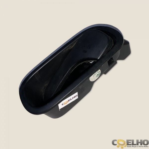 Maçaneta Interna Dianteira Esquerda Fiorino 2019 (1932) Preto Dianteira