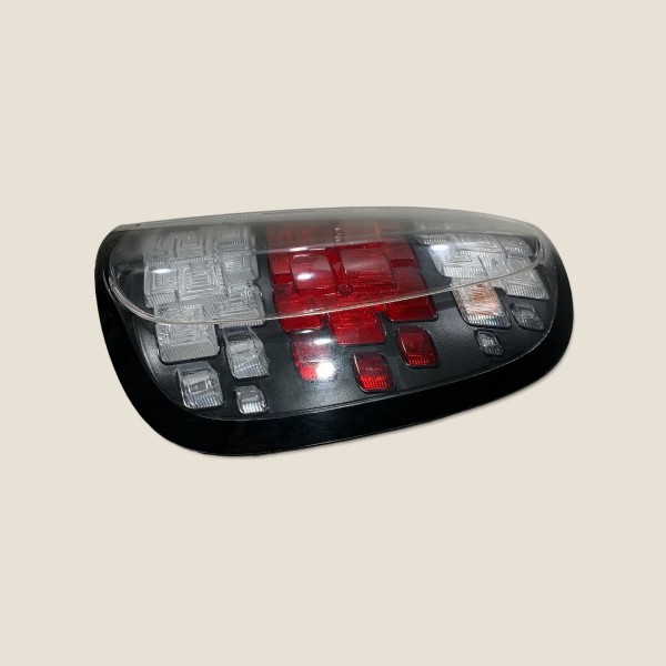 Lanterna Traseira Direita Uno Vivace 1.0 3cc 2017 Direito Vermelho