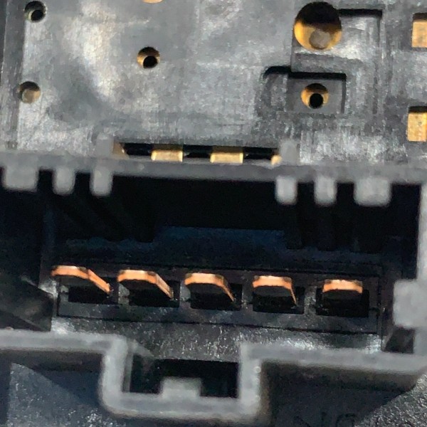 Comando Vidro Elétrico Traseiro Direito Honda Fit Exl 2013