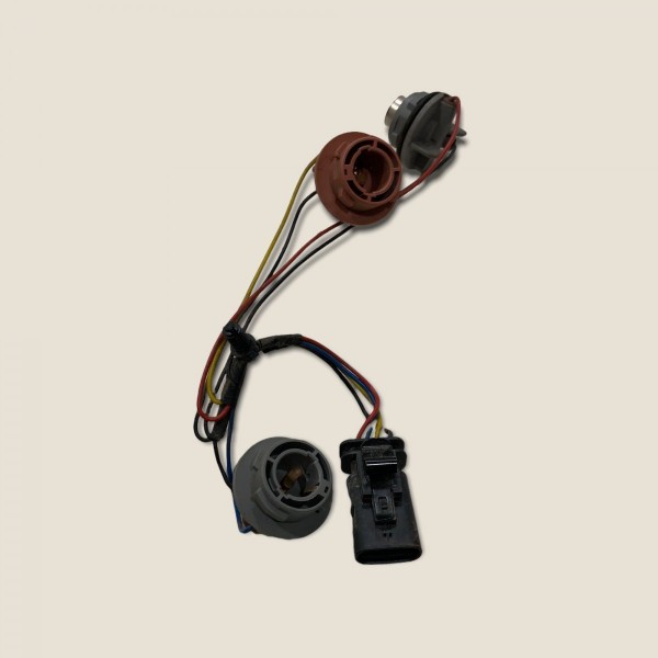 Chicote Lanterna Traseira Esquerda Onix Lt 1.0 2019 (3811)