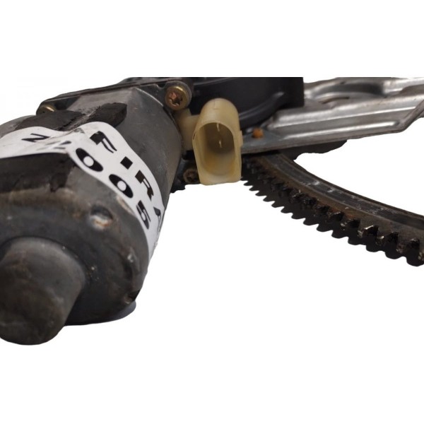 Maquina Elétrica Porta Dianteira Direita Zafira 2003 À 2012