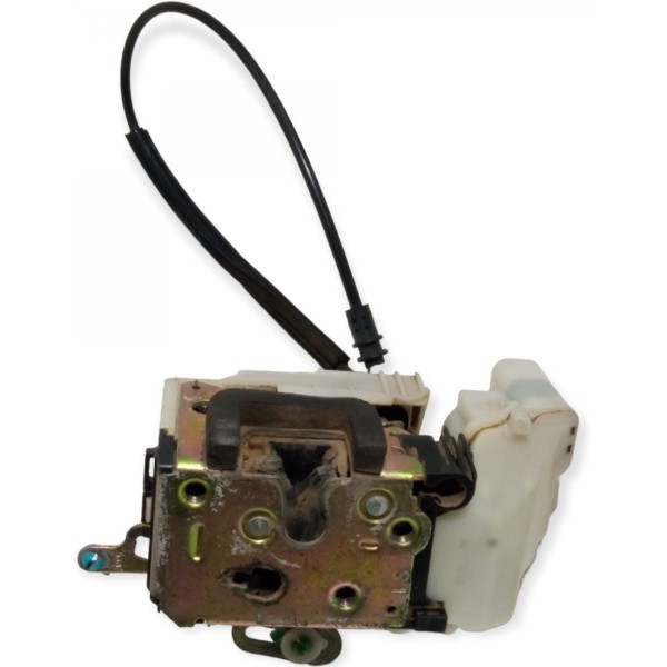 Fechadura Porta Dianteira Esquerda Gm Prisma 1.4 2008 (g)