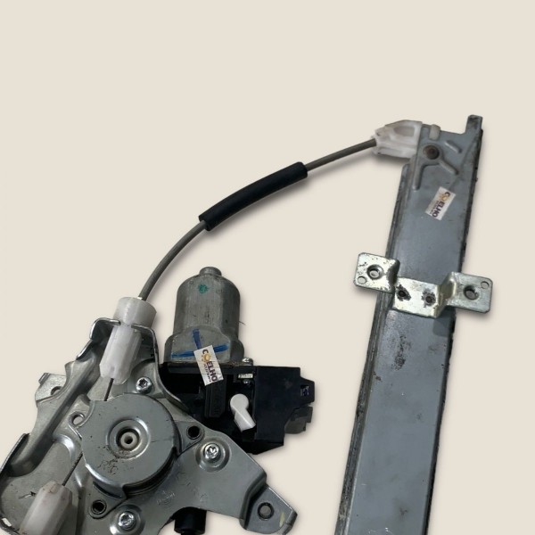 Maquina Vidro Dianteira Direita Nissan Grand Livina 2010 (a)