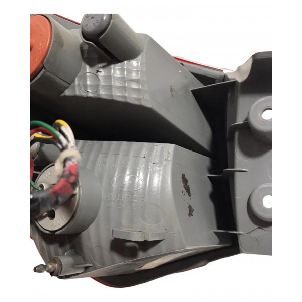 Lanterna Trasei/direi Carroceria Hyundai Hb20 2013/15