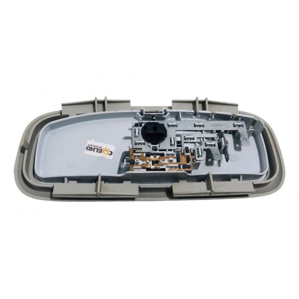 Luz Cortesia Ford Focus 2011 -usado