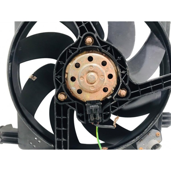 Defletor C/ventoinha Ford Fiesta 1996 A 1999