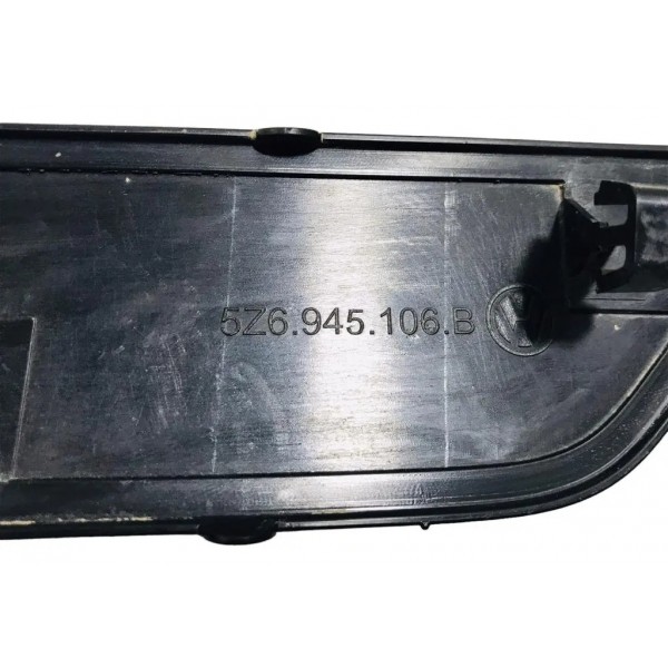 Olho De Gato Refletor Parachoque Traseiro Vw Fox 1.0  2016