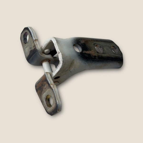 Dobradiça Diant. Esq. Inferior L200 New Triton 2021 (4361)