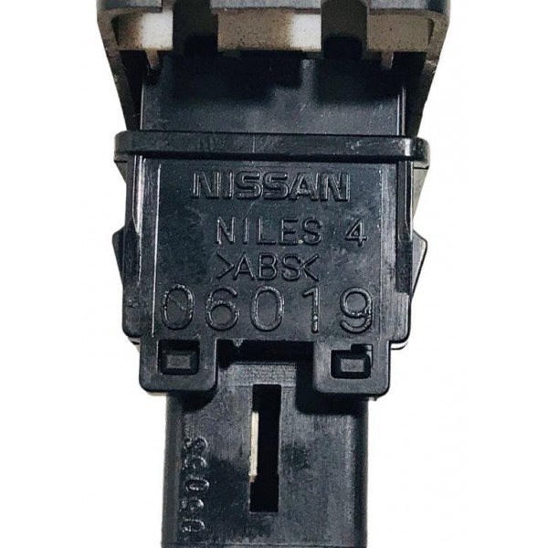 Botão De Alerta Nissan Tiida 1.8 Flex 2010