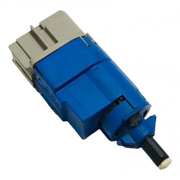 Interruptor Pedal De Embreagem Renault Sandero Duster  Kwid