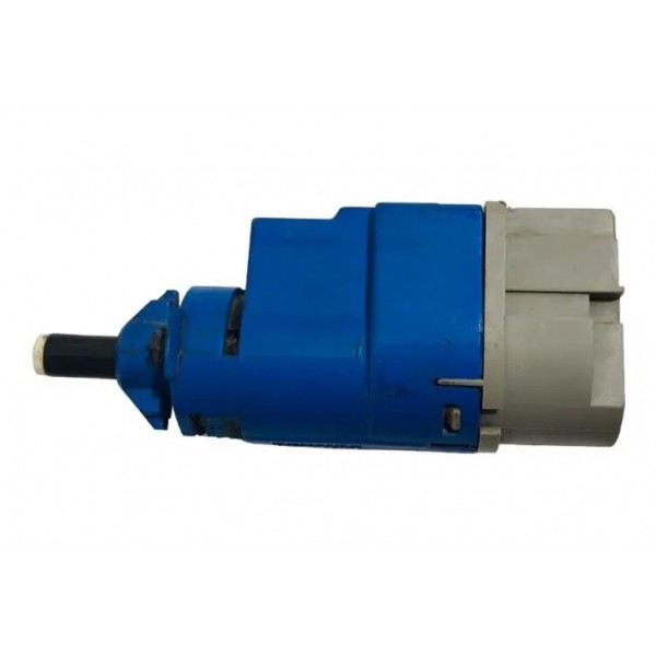 Interruptor Pedal De Embreagem Renault  Sandero Duster Kwid