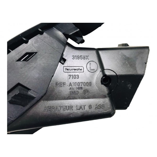 Difusor De Ar Lado Esquerdo Renault Megane 2009