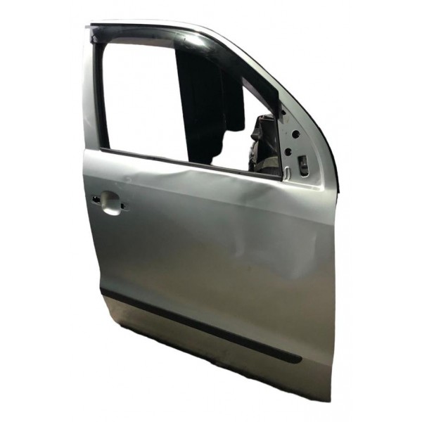 Porta Dianteira Direita Volkswagen Amarok 2015 / Detalhe