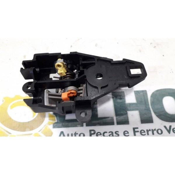 Maçaneta Interna Dianteira Esquerda Triton 3.2 Diesel 2010