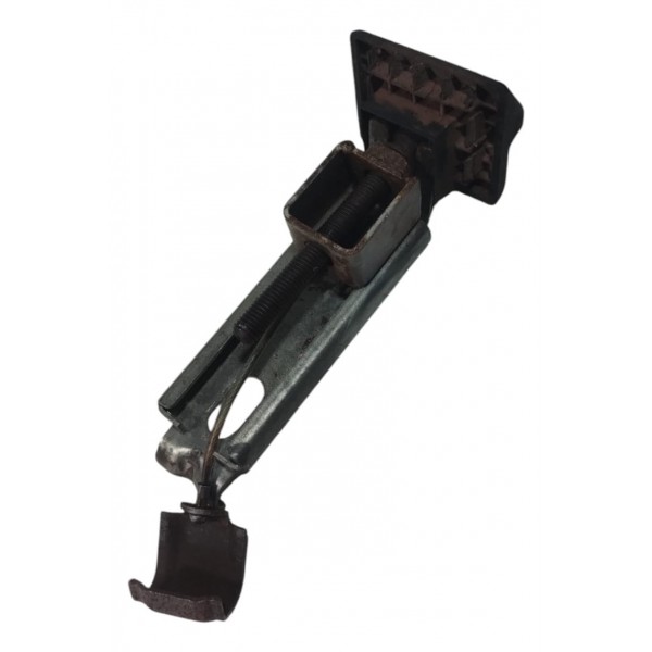 Catraca Suporte Estepe Chevrolet Montana 04 A 10 400