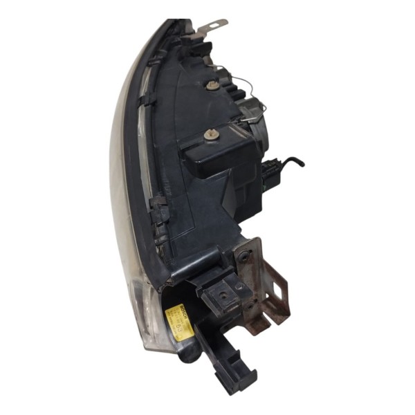 Farol Mondeo 1997 / 2002 Direito
