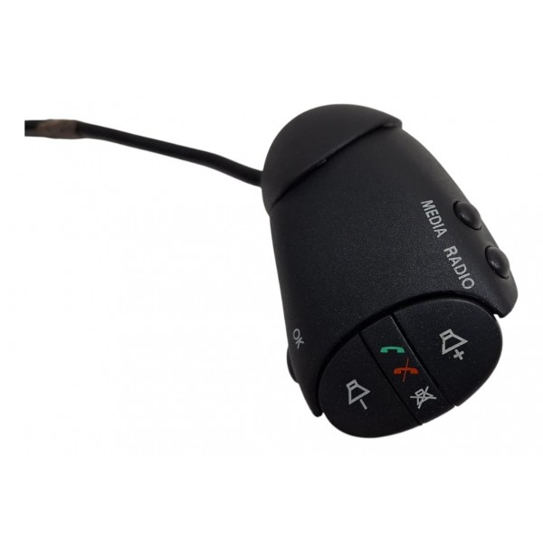 Comando De Som Renault Sandero Clio 2013-17