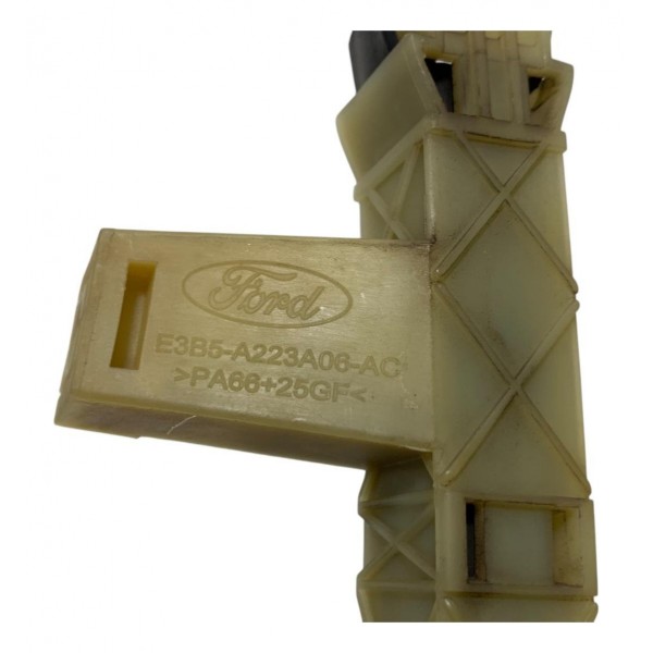 Guia Vidro Dianteiro Direito Ford Ka 1.0 2016