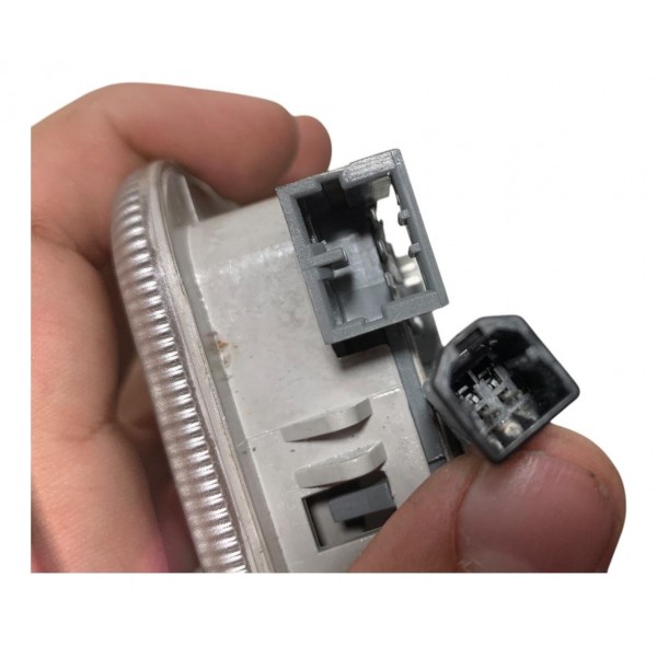 Luz Teto Cortesia Fiat Punto Sporting 1.8 2015