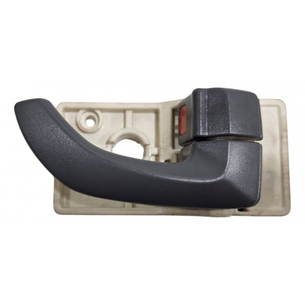 Maçaneta Interna Direita Hyundai Tucson 06