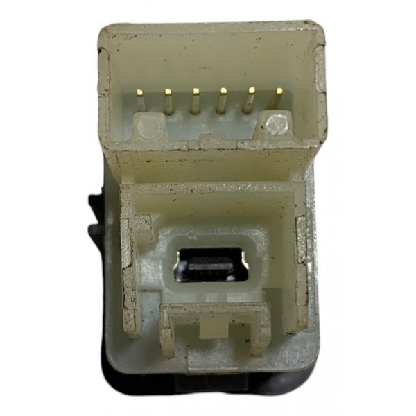 Entrada Usb Auxiliar Painel Chevrolet Prisma Onix 2013/2018