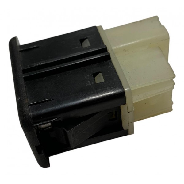 Entrada Usb Auxiliar Painel Chevrolet Prisma Onix 2013/2018