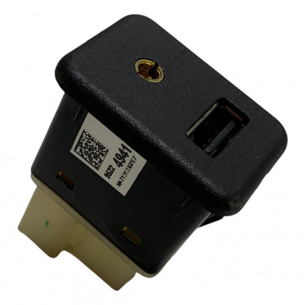 Entrada Usb Auxiliar Painel Chevrolet Prisma Onix 2013/2018
