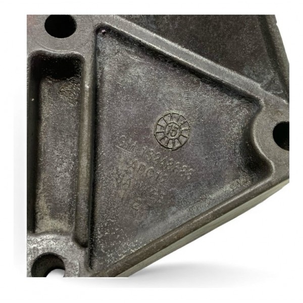 Suporte Semi Eixo Dianteiro Chevrolet Gm Tracker 2014/2016