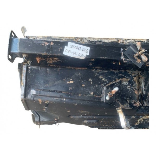 Paralama Interno Dianteiro Esquerdo F1000 F4000 1997/1998