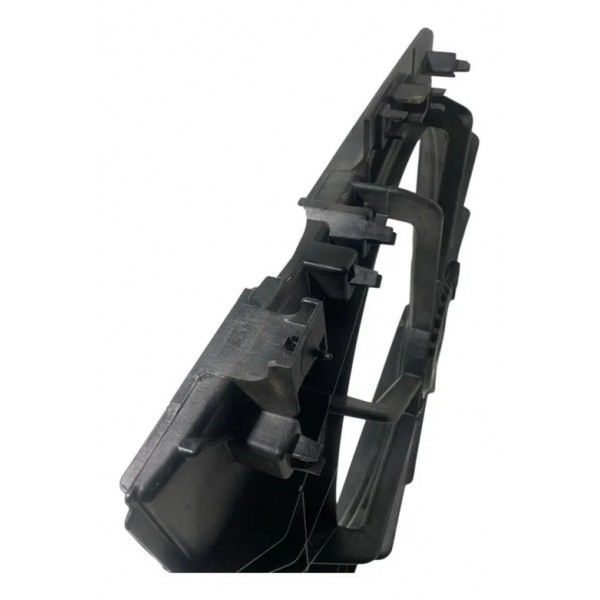 Defletor Ventoinha Radiador March Versa 2015/2021 (detalhe)