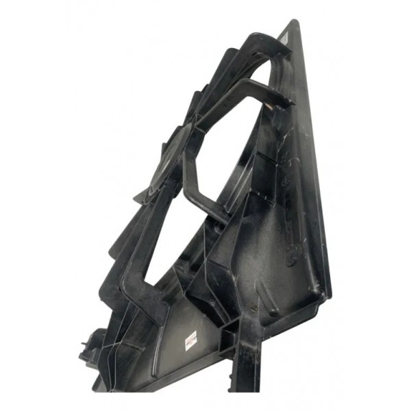 Defletor Ventoinha Radiador March Versa 2015/2021 (detalhe)