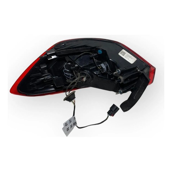 Lanterna Led Traseira Esquerda Chevrolet Onix Plus 2020/2024 Esquerdo/motorista Vermelho